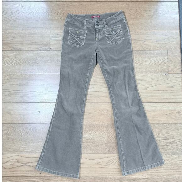 Y2K Vintage Union Bay Corduroys SZ 7 Brown Low Rise Patch Pocket Flare Stretch - Picture 1 of 8